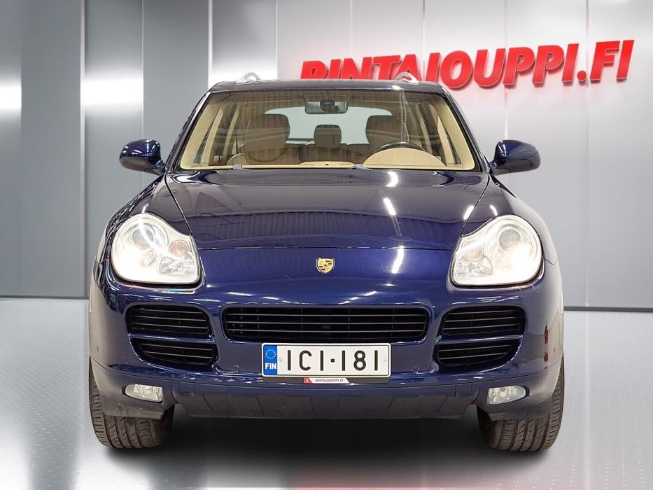 PORSCHE Cayenne 2004