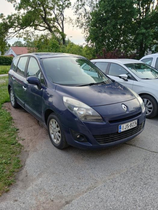 RENAULT Grand Scenic 2010