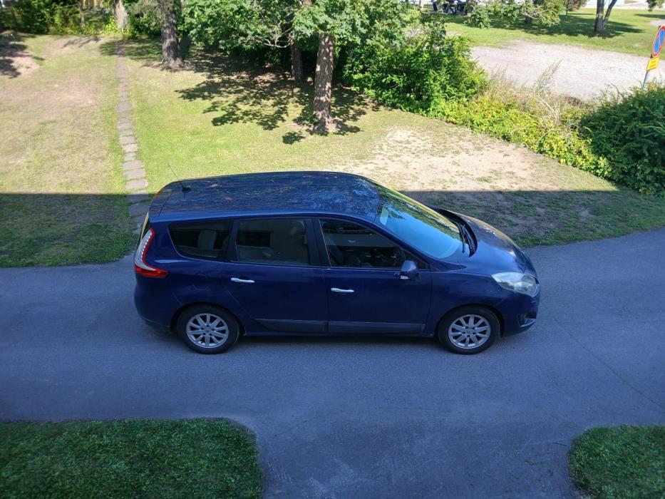 RENAULT Grand Scenic 2010