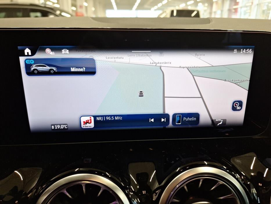 MERCEDES-BENZ EQA 2024