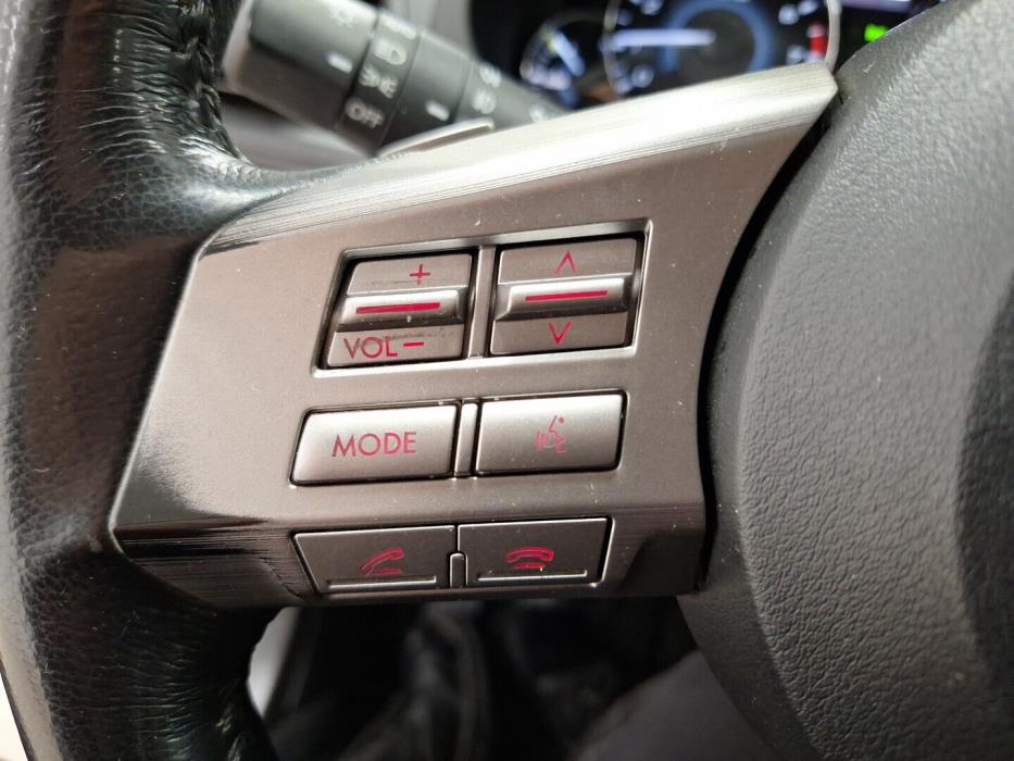 SUBARU Outback 2011