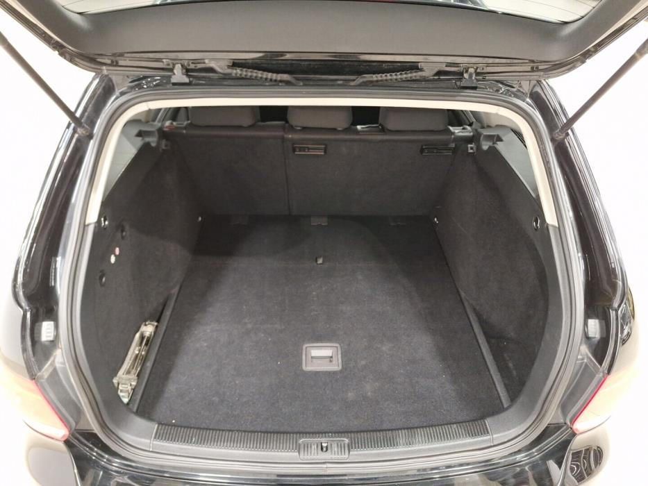 VOLKSWAGEN Golf 2010