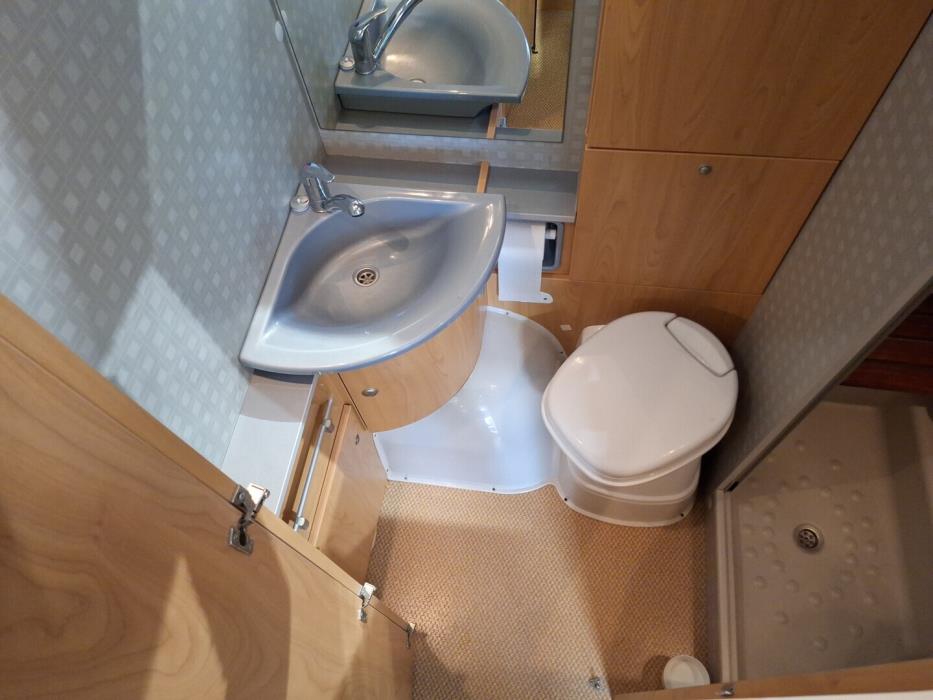 BÜRSTNER Delfin 2005