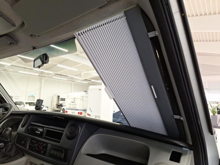 BÜRSTNER Delfin 2005