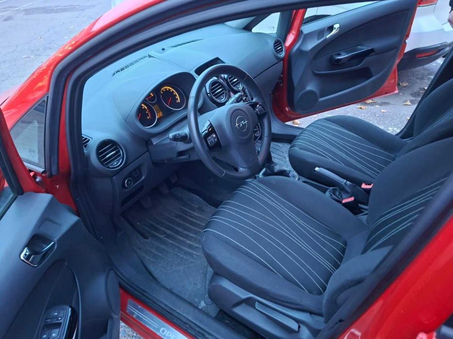 OPEL Corsa 2010