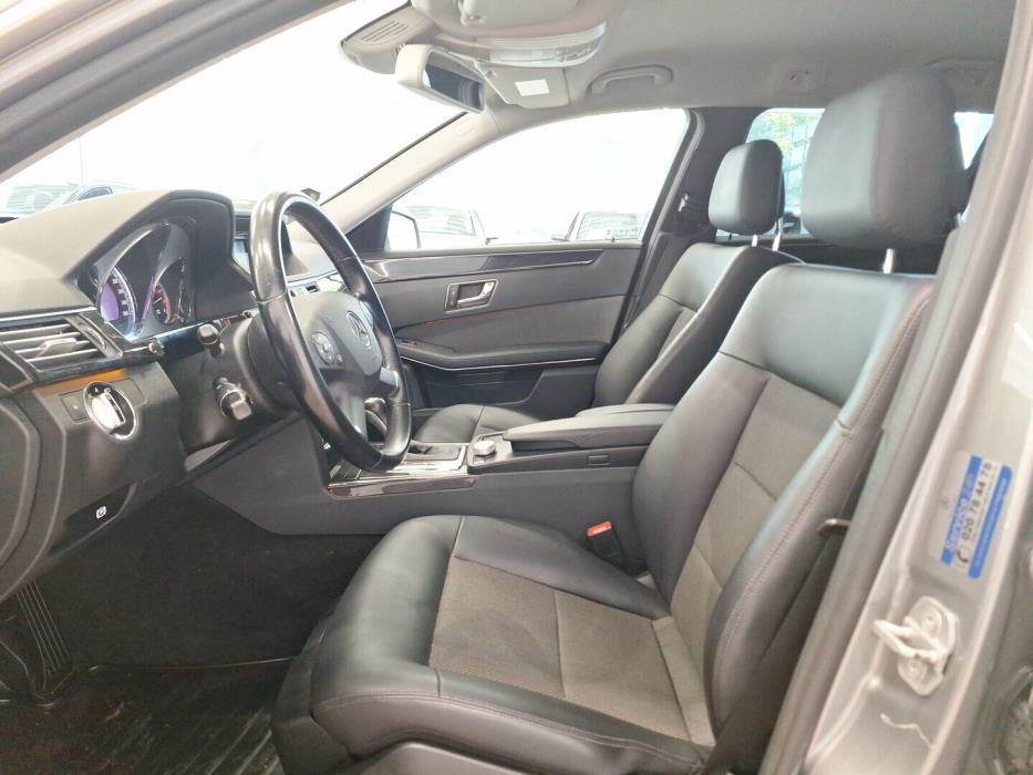 MERCEDES-BENZ E 2010
