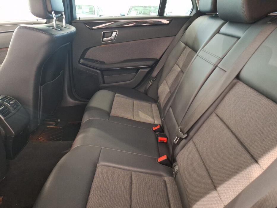 MERCEDES-BENZ E 2010