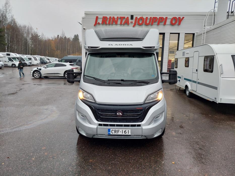 ADRIA Matrix Supreme 670 SL 2022