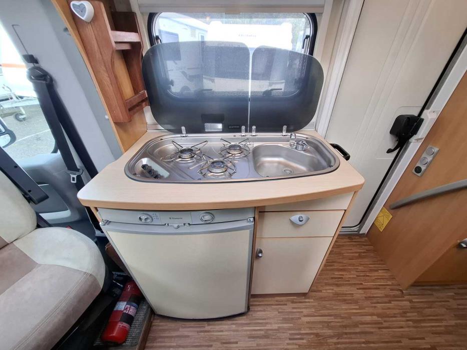 BÜRSTNER Nexxo T 569 2010