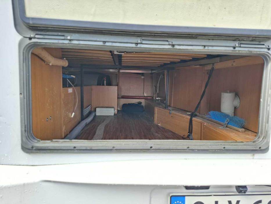 BÜRSTNER Nexxo T 569 2010