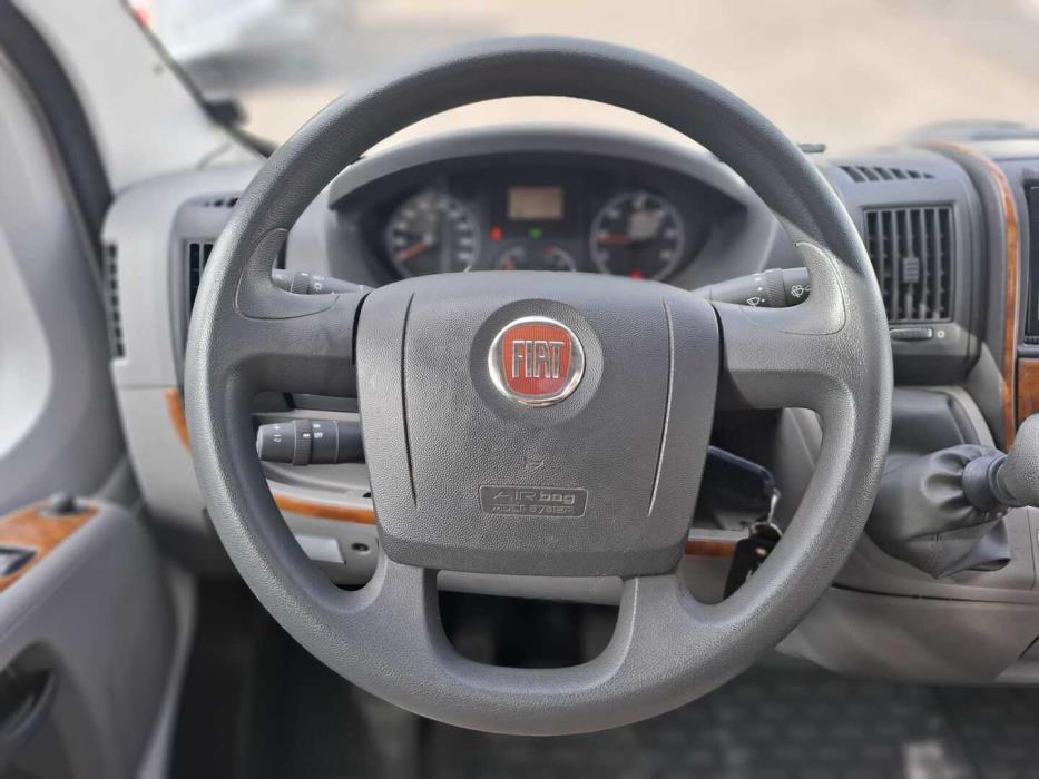 BÜRSTNER Nexxo T 569 2010