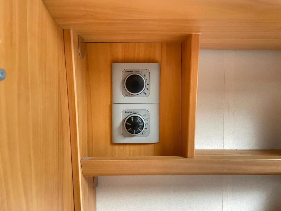 ADRIA Coral Plus 680 ST 2011