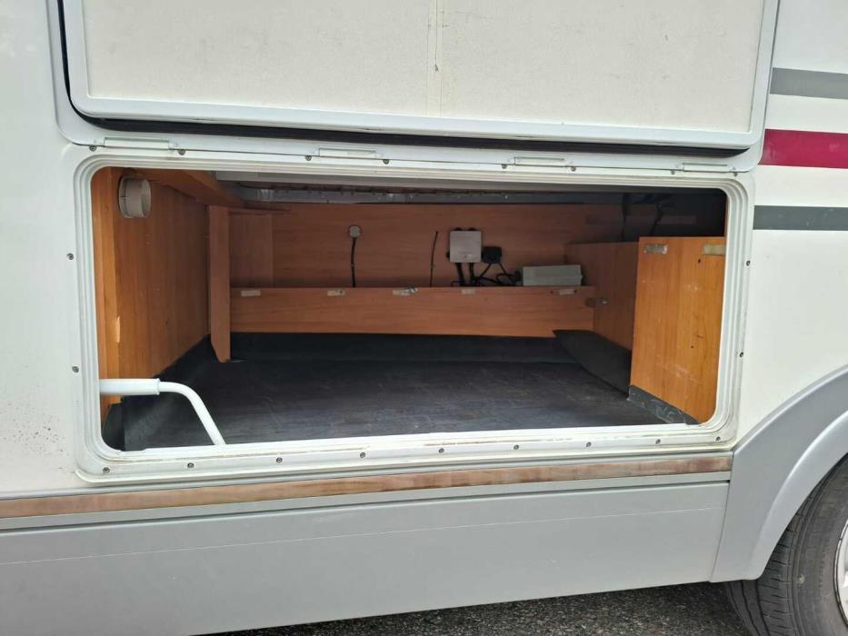 ADRIA Coral Plus 680 ST 2011