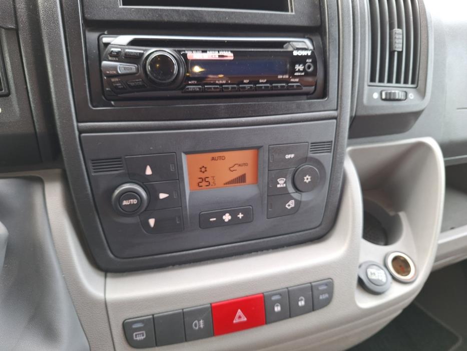 DETHLEFFS Globe 4 2011