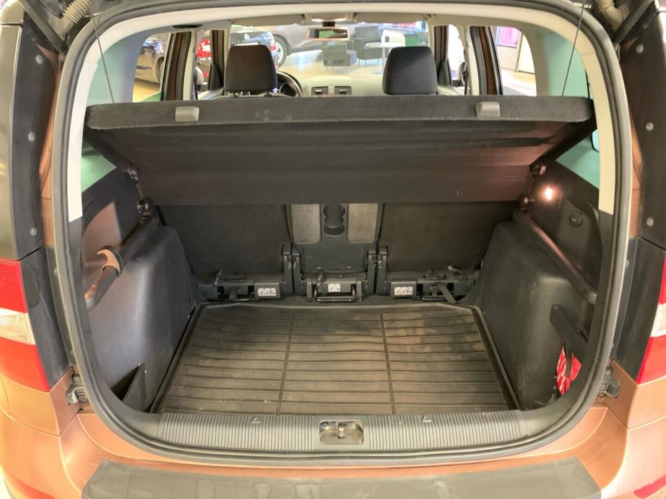 SKODA Yeti 2014