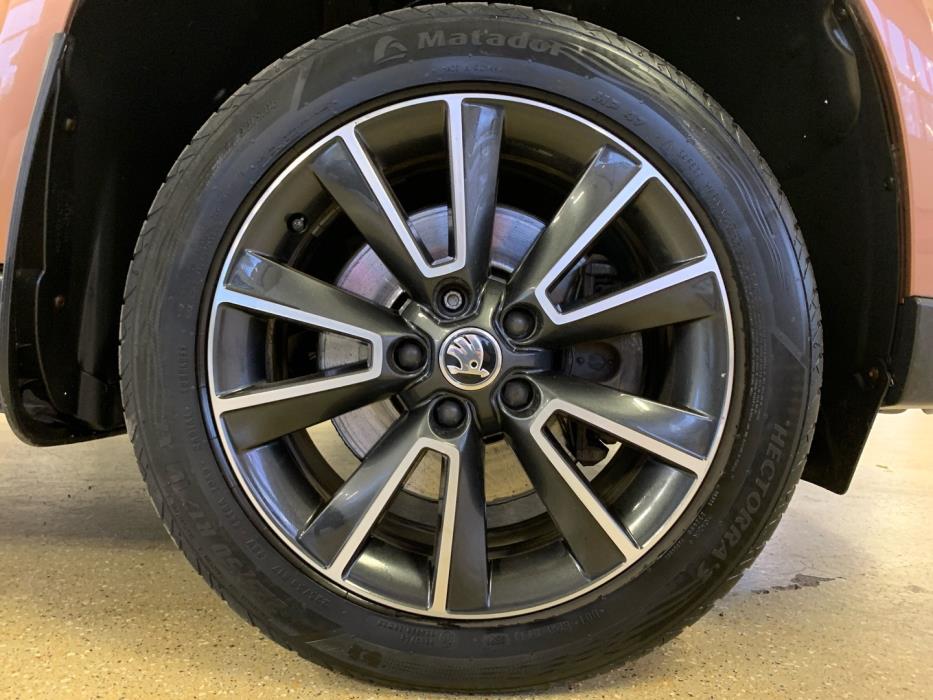 SKODA Yeti 2014