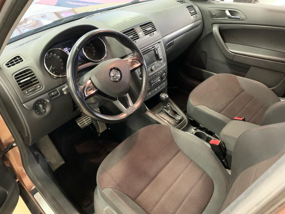 SKODA Yeti 2014