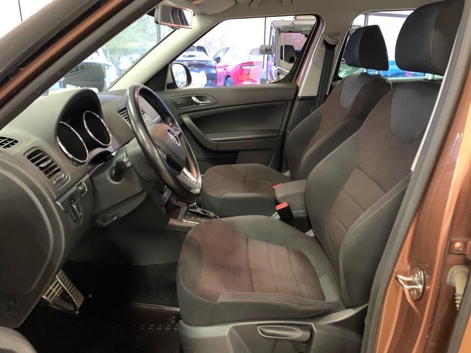 SKODA Yeti 2014
