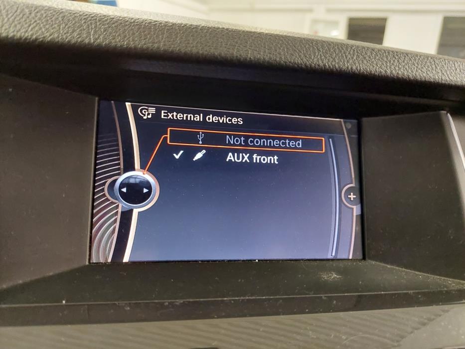 BMW 518 2013