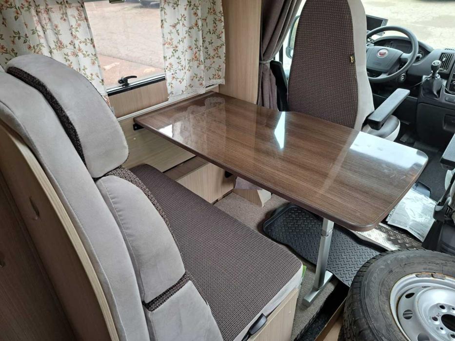 DETHLEFFS GLOBE S 2013