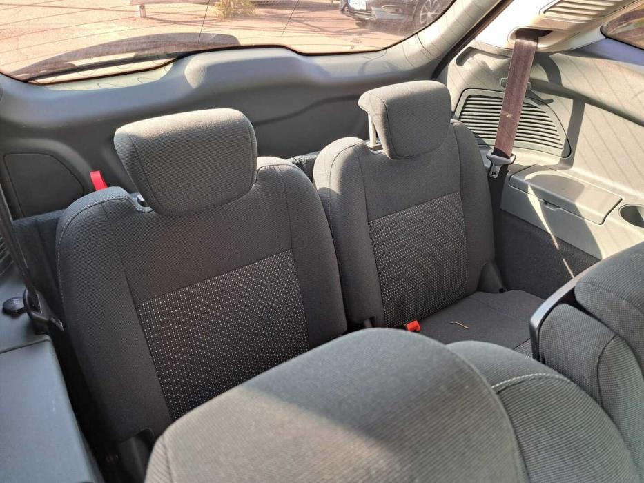 FORD Grand C-Max 2013