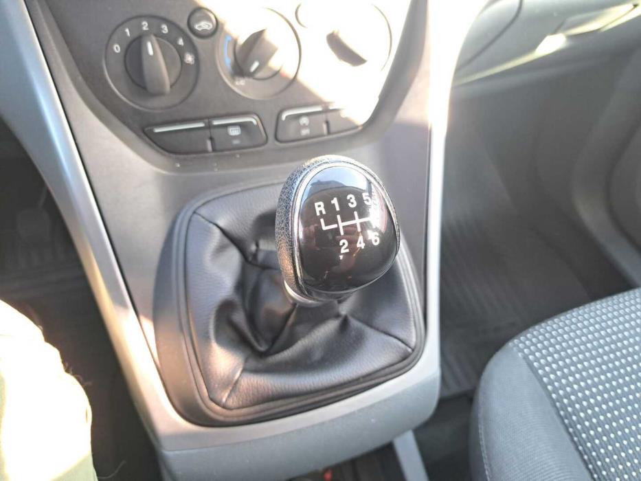 FORD Grand C-Max 2013