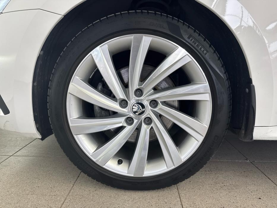 SKODA Octavia 2021