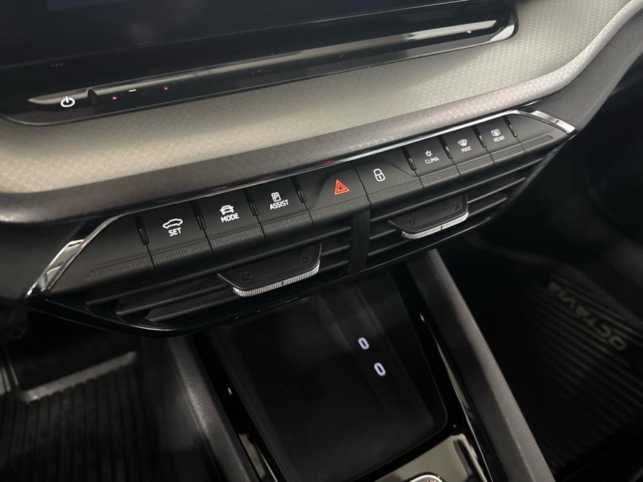 SKODA Octavia 2021