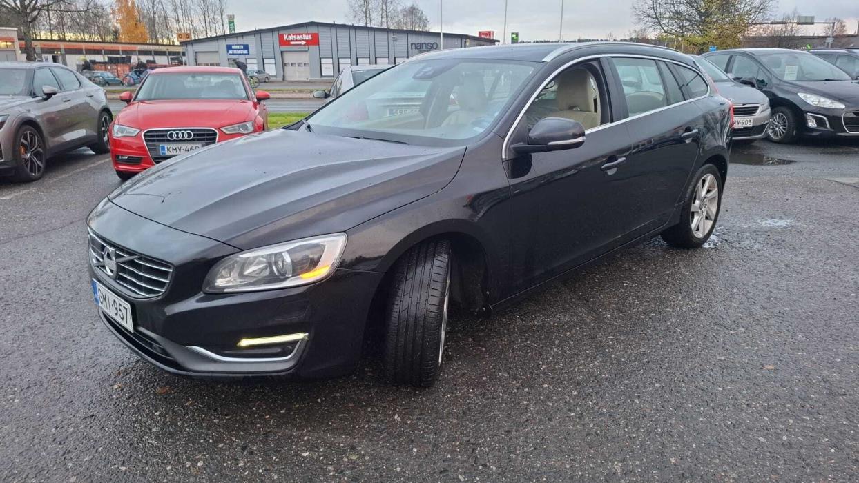 VOLVO V60 2014