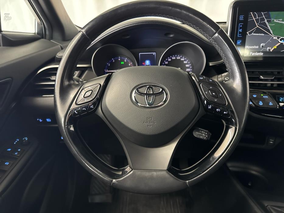 TOYOTA C-HR 2017