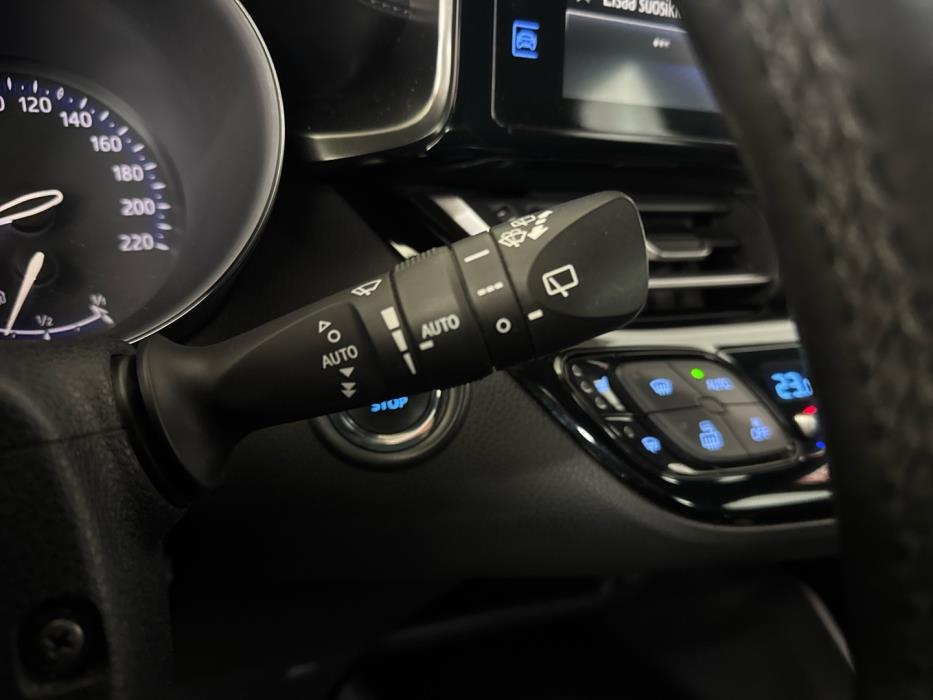 TOYOTA C-HR 2017