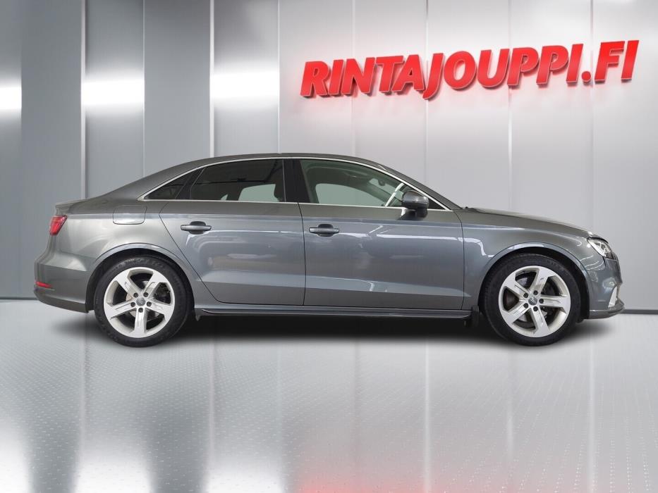AUDI A3 2018