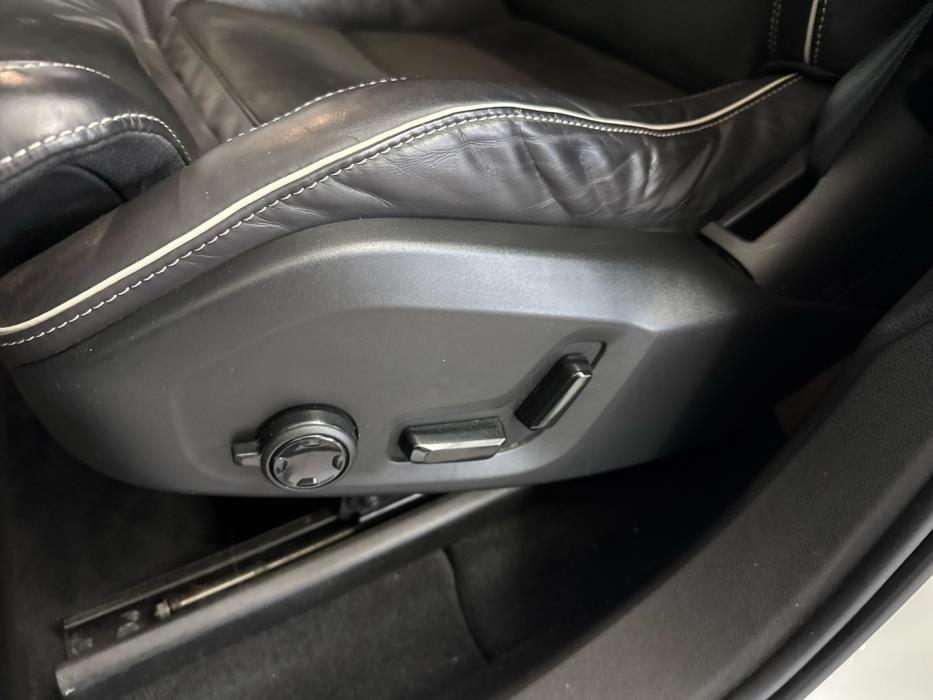 VOLVO XC60 2019