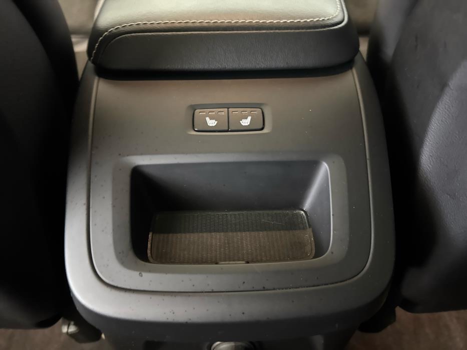 VOLVO XC60 2019