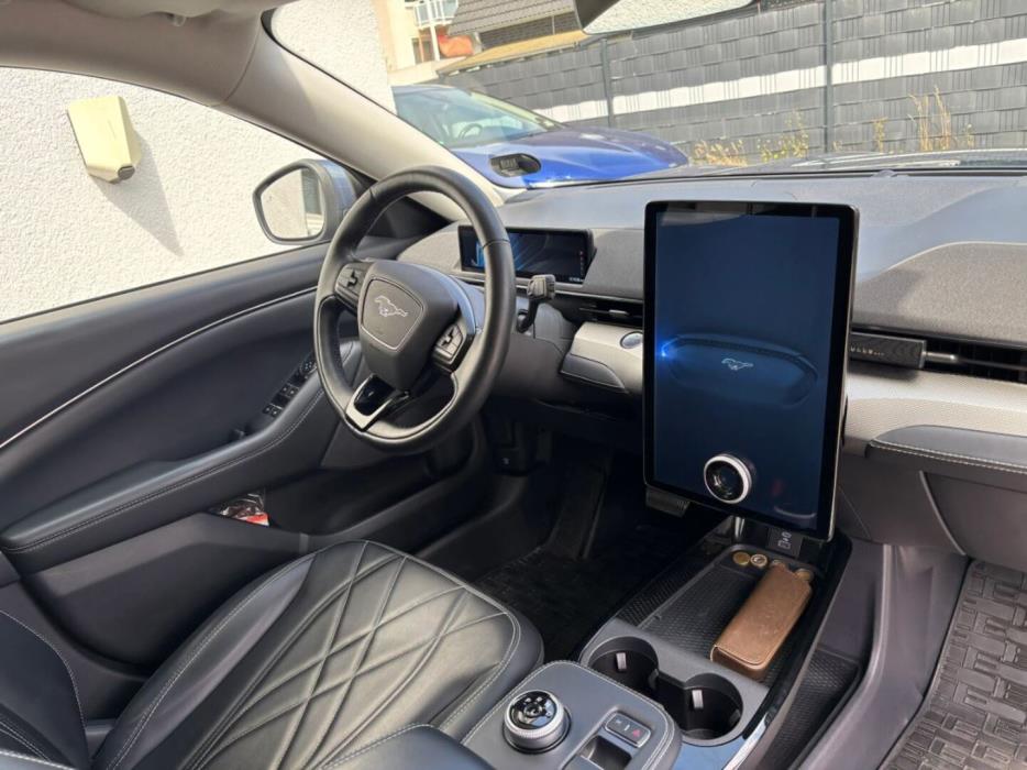 FORD Mustang Mach-E 2022