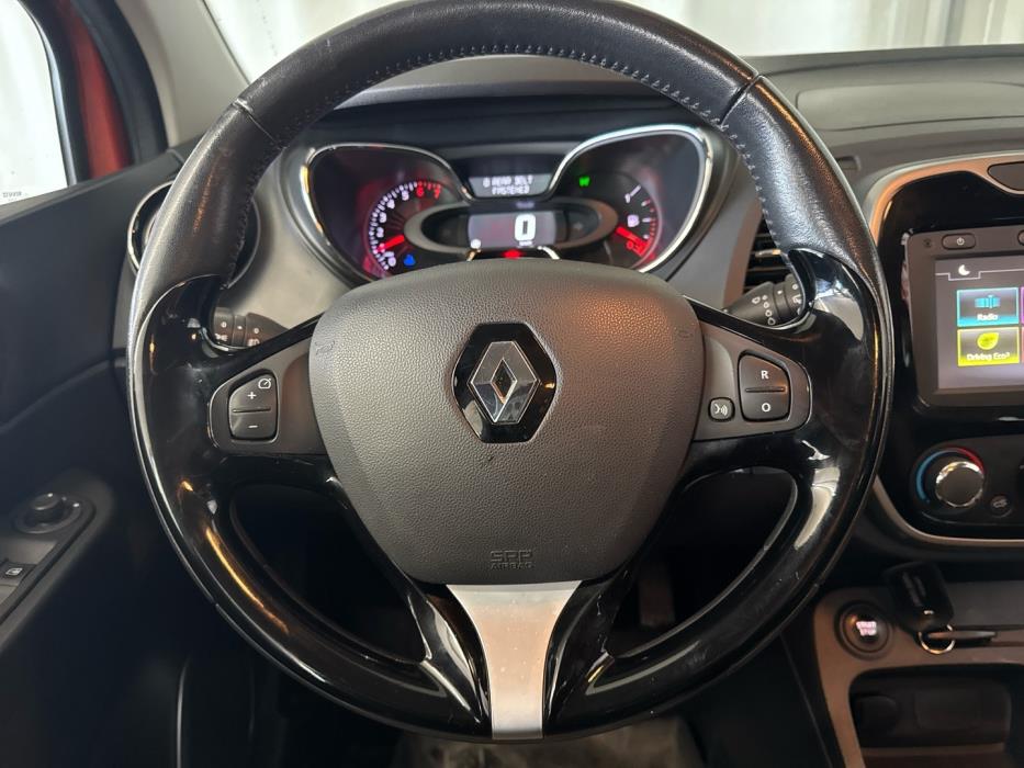 RENAULT Captur 2016