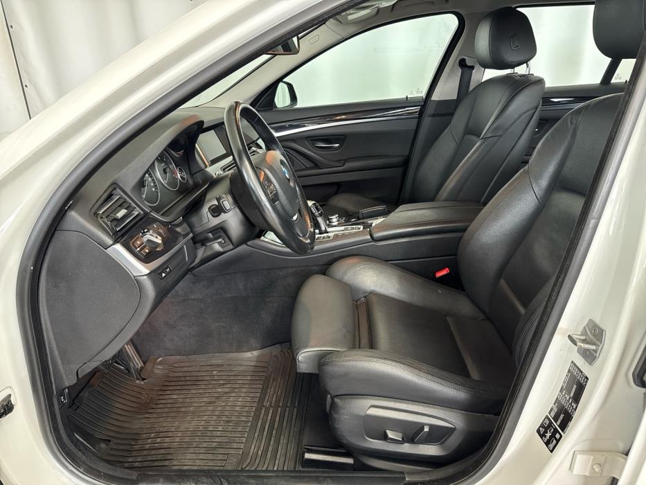 BMW 525 2016