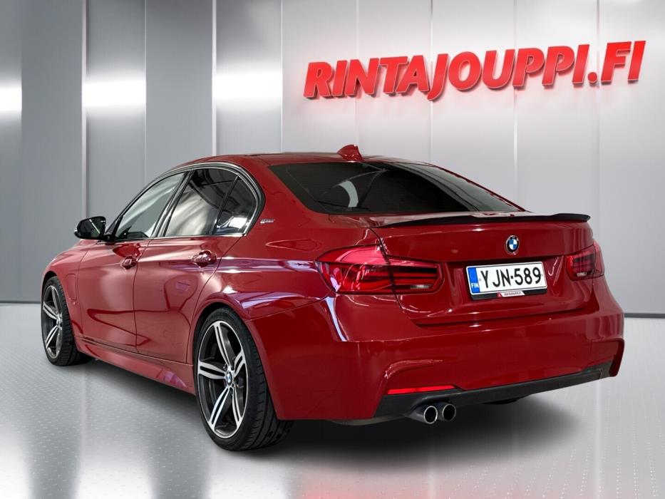 BMW 330 2017