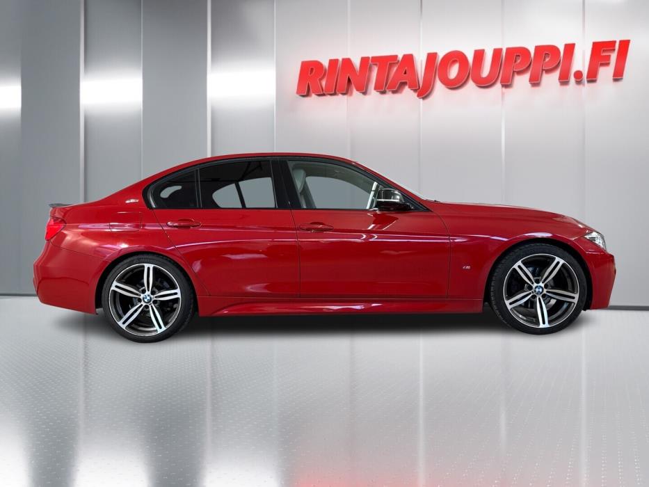 BMW 330 2017