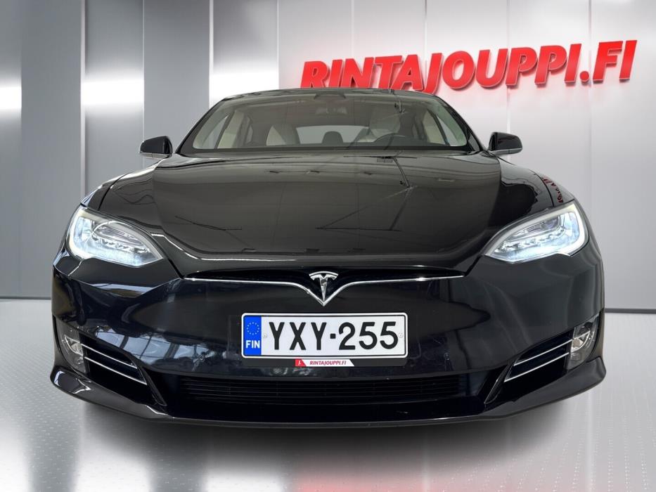 TESLA Model S 2018