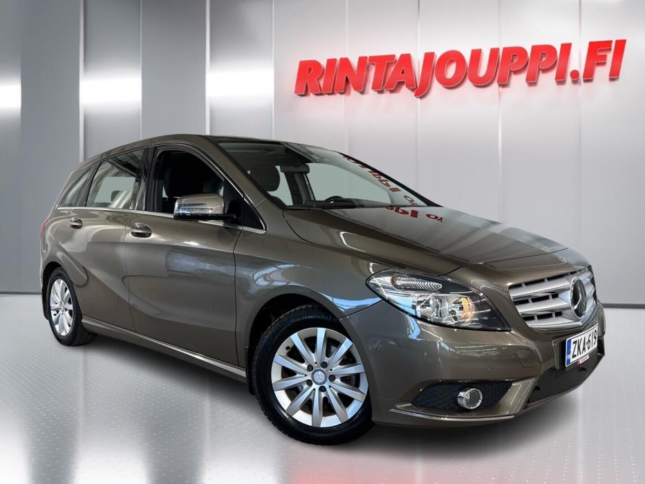 MERCEDES-BENZ B 2013