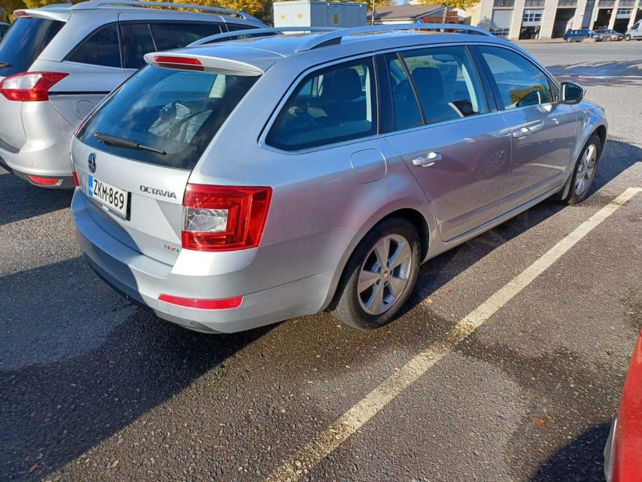 SKODA Octavia 2015