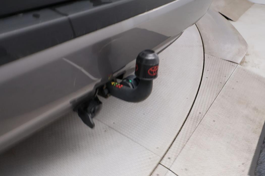 TOYOTA RAV4 2020