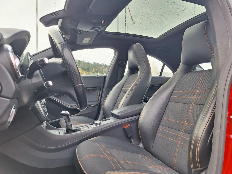 MERCEDES-BENZ CLA 2014