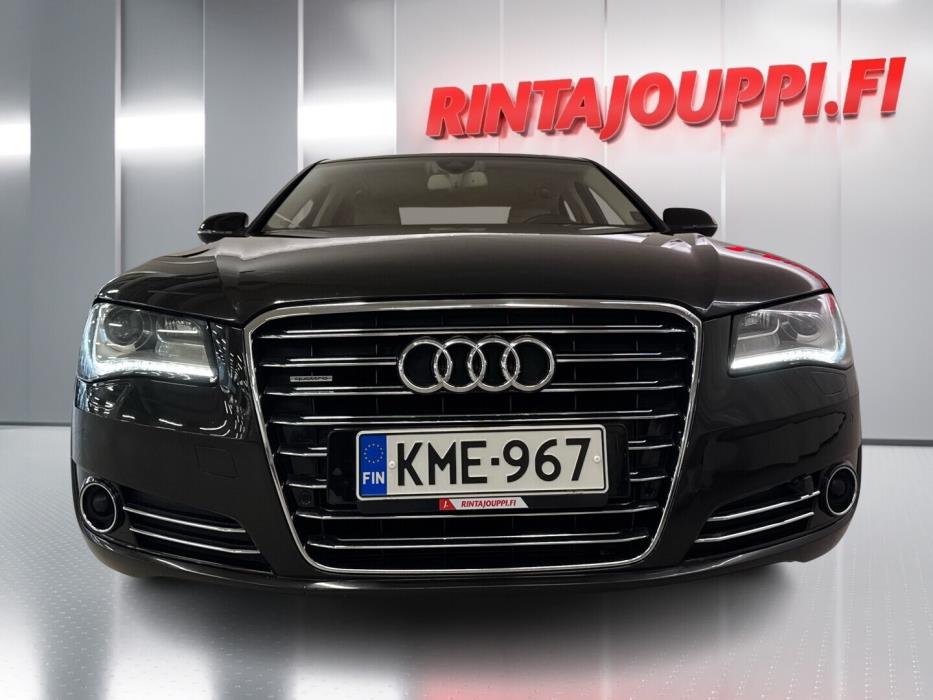 AUDI A8 2010