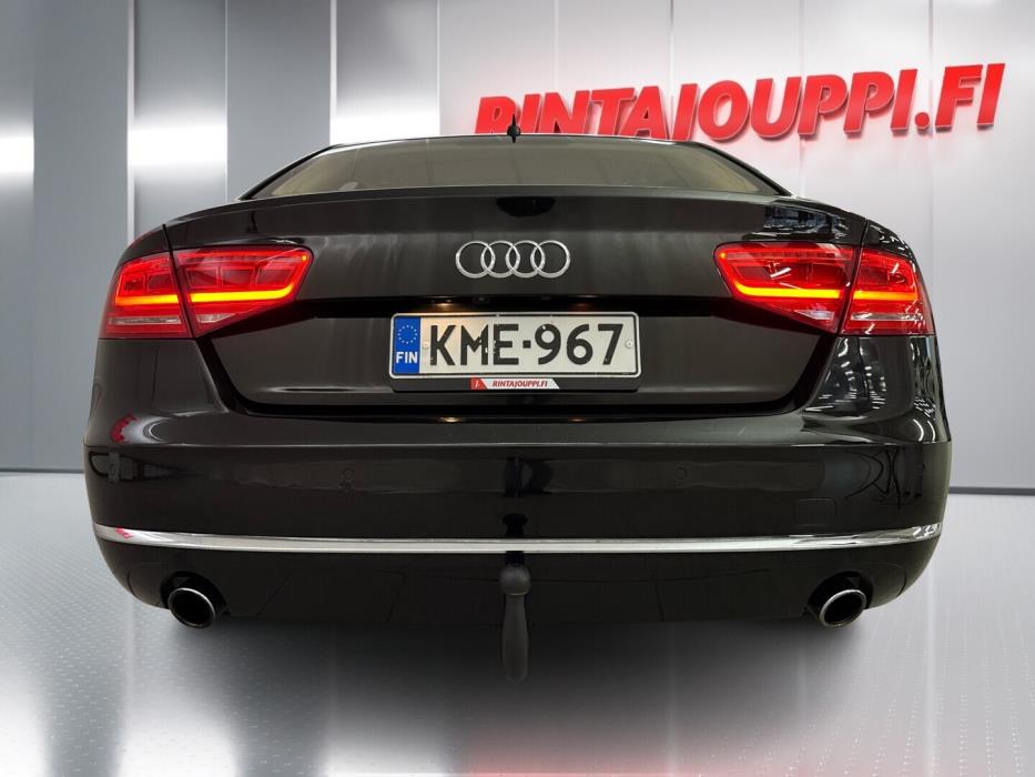 AUDI A8 2010