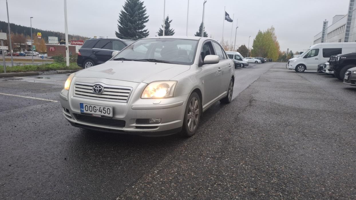 TOYOTA Avensis 2004