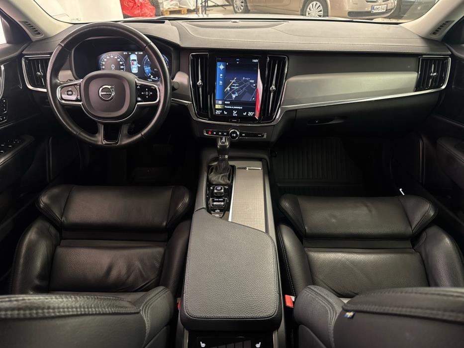 VOLVO S90 2019