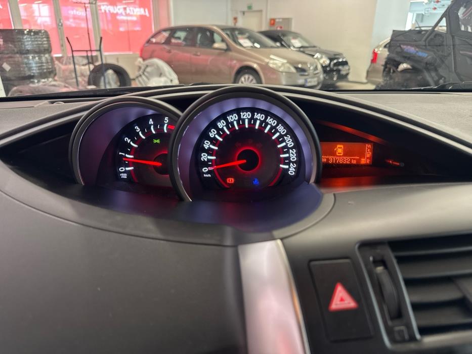 TOYOTA Verso 2014