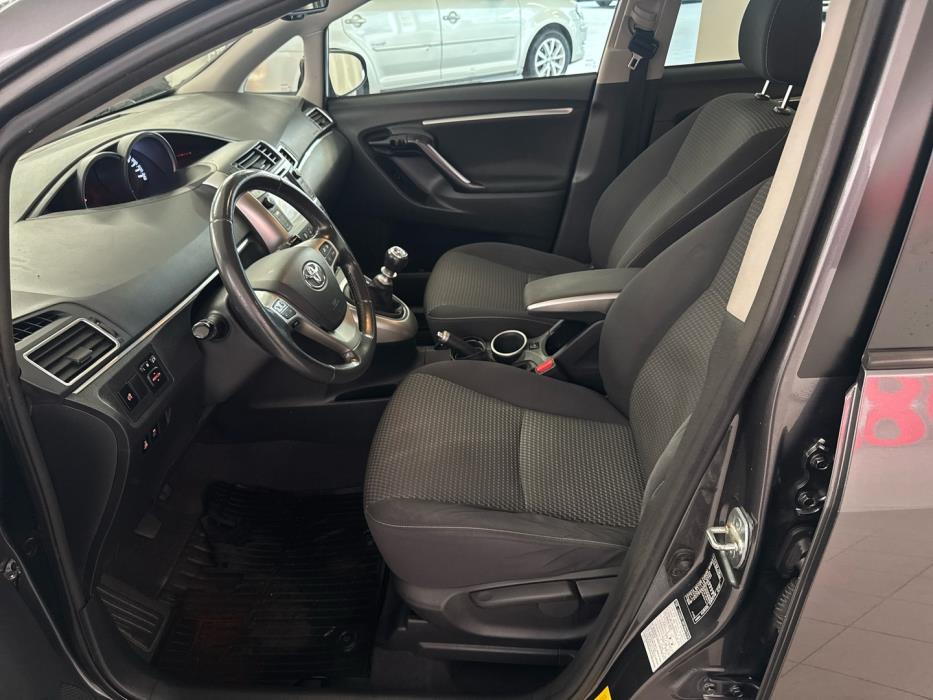 TOYOTA Verso 2014